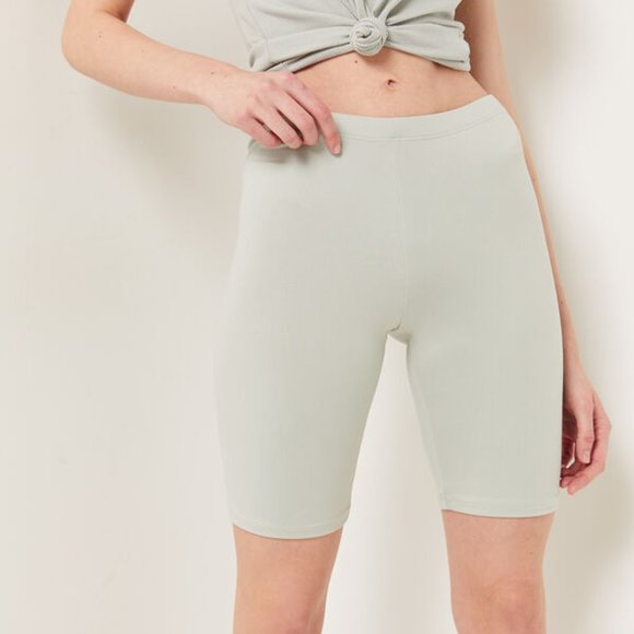 $5 Add on | High waisted biker shorts (medium) - Picture 1 of 9